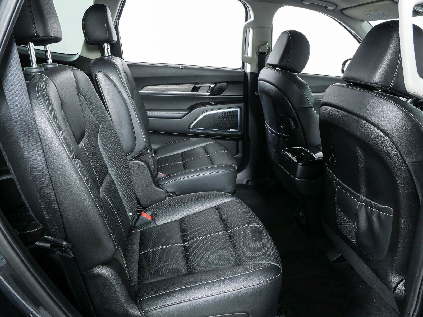 Used 2022 Kia Telluride SX w/ Nightfall Edition Package AWD/4WD image 23