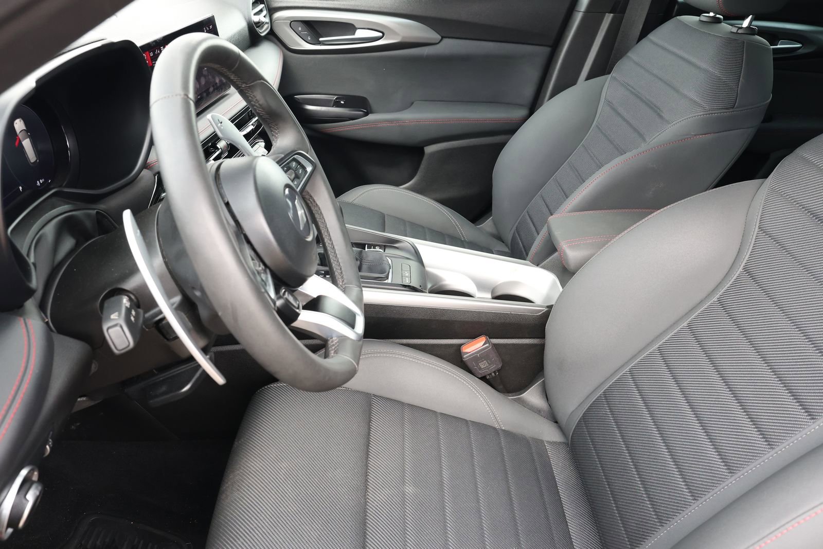 Used 2024 Dodge Hornet R/T image 15