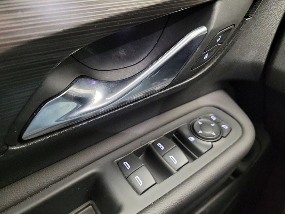 Used 2022 GMC Terrain SLE w/ Driver Convenience Package image 27