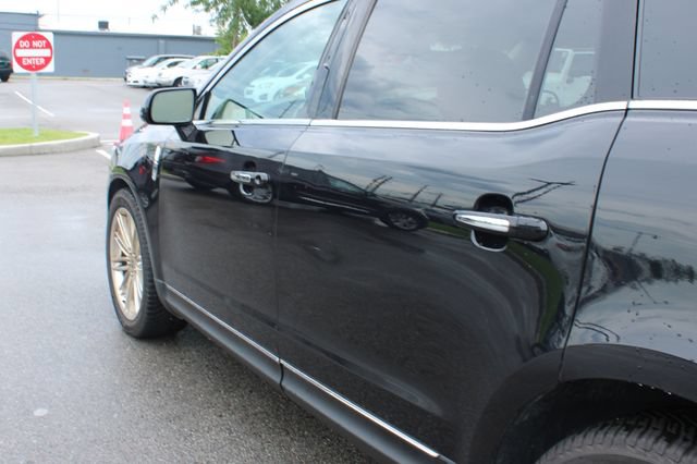 Used 2019 Lincoln MKT AWD image 47