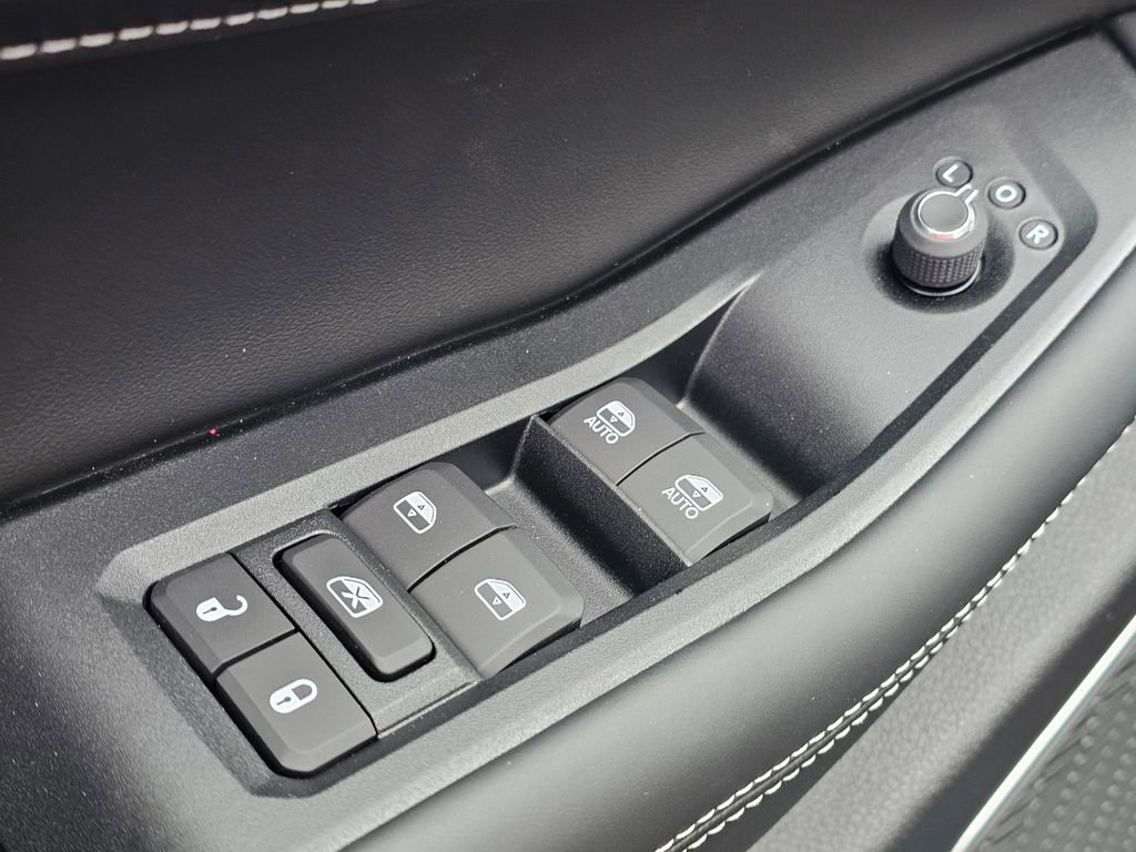 New 2026 Jeep Grand Cherokee L Limited AWD/4WD image 11