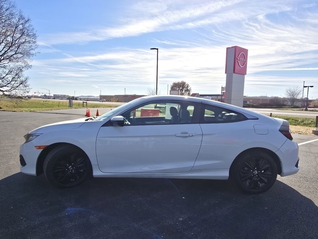 Used 2017 Honda Civic EX-L image 10