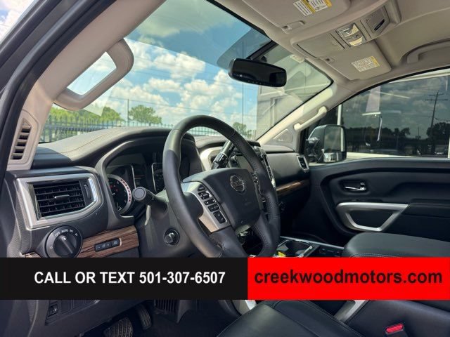 Used 2019 Nissan Titan SL w/ Chrome Package AWD/4WD image 8