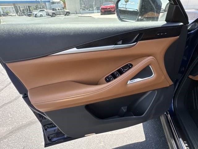 Used 2025 INFINITI QX60 Sensory w/ Vision Package AWD/4WD image 23