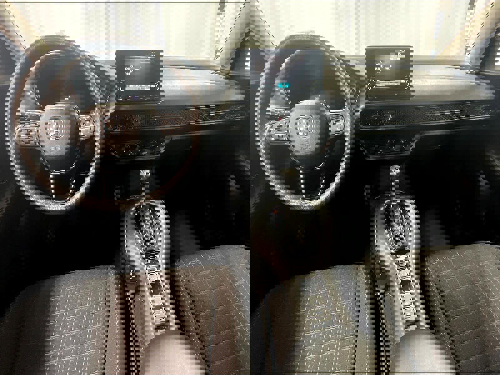 Used 2025 Honda HR-V LX image 21