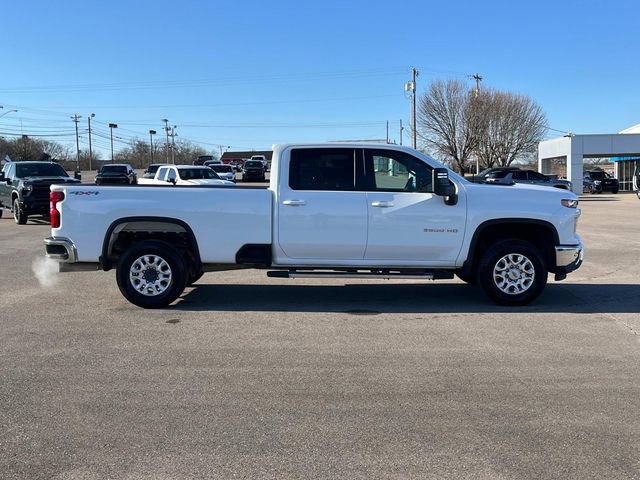 Used 2024 Chevrolet Silverado 3500 LT image 4
