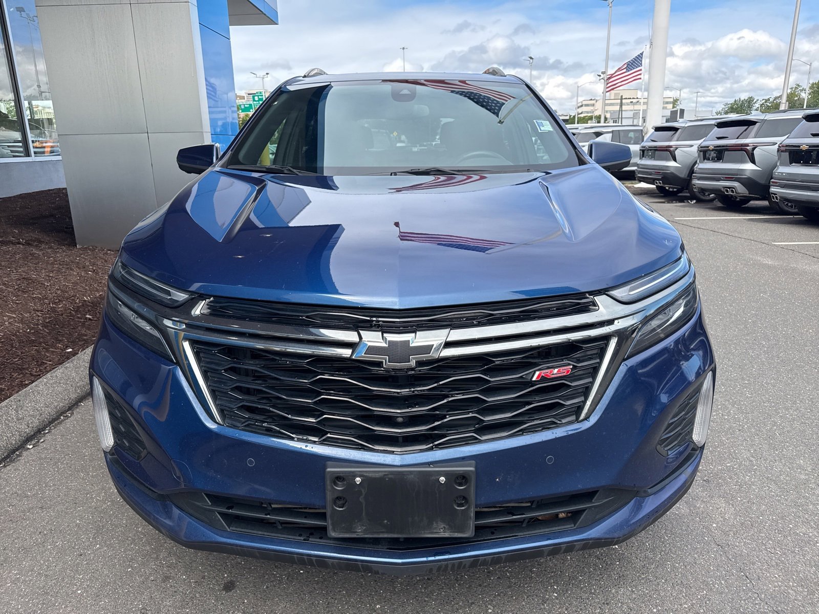 Used 2023 Chevrolet Equinox RS w/ RS Leather Package image 3