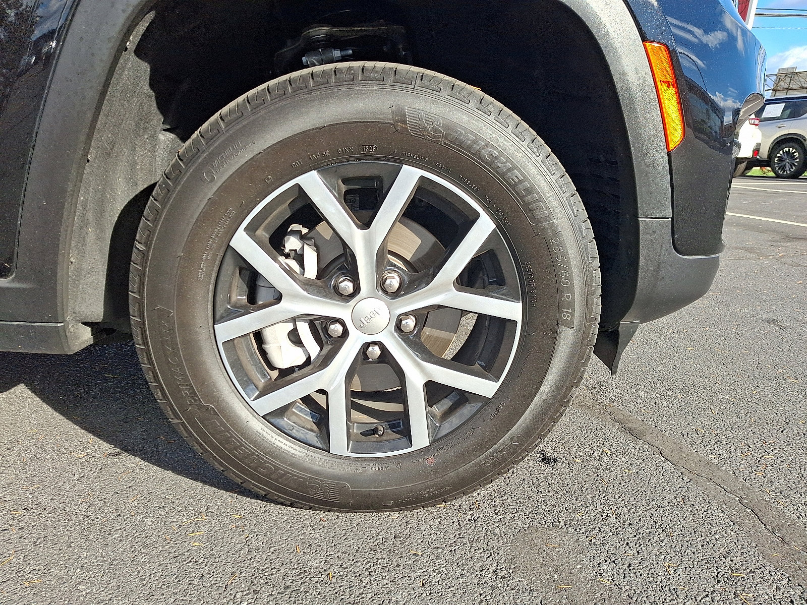 Used 2025 Jeep Grand Cherokee Limited w/ Trailer Tow Package image 8