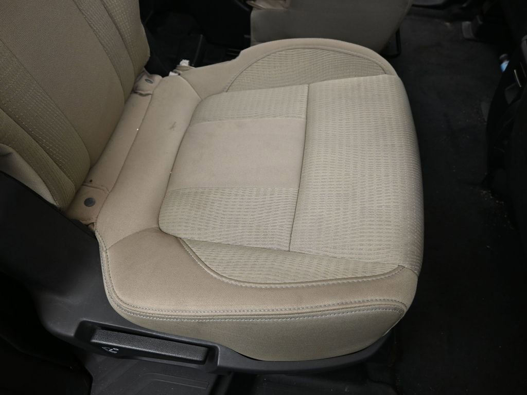 Used 2024 Subaru Ascent Premium w/ Convenience Package image 16