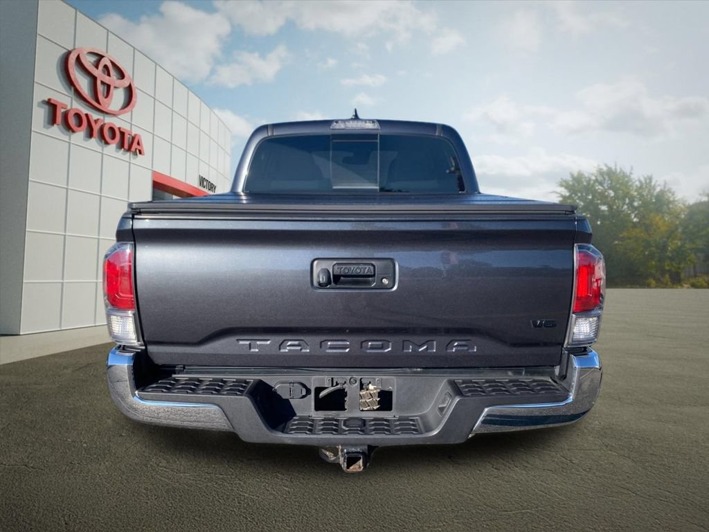 Used 2023 Toyota Tacoma TRD Off-Road AWD/4WD image 4