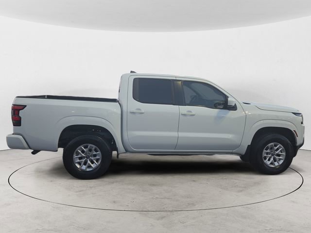 Used 2024 Nissan Frontier SV AWD/4WD image 6