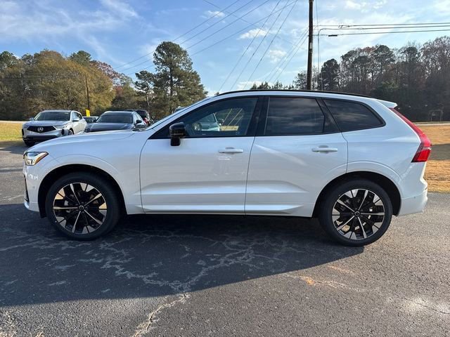Used 2026 Volvo XC60 B5 Plus w/ Protection Package Premier image 3