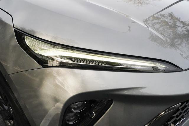 Used 2025 Buick Envision Sport Touring image 34