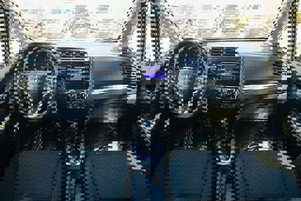 Used 2020 Honda Fit LX image 14