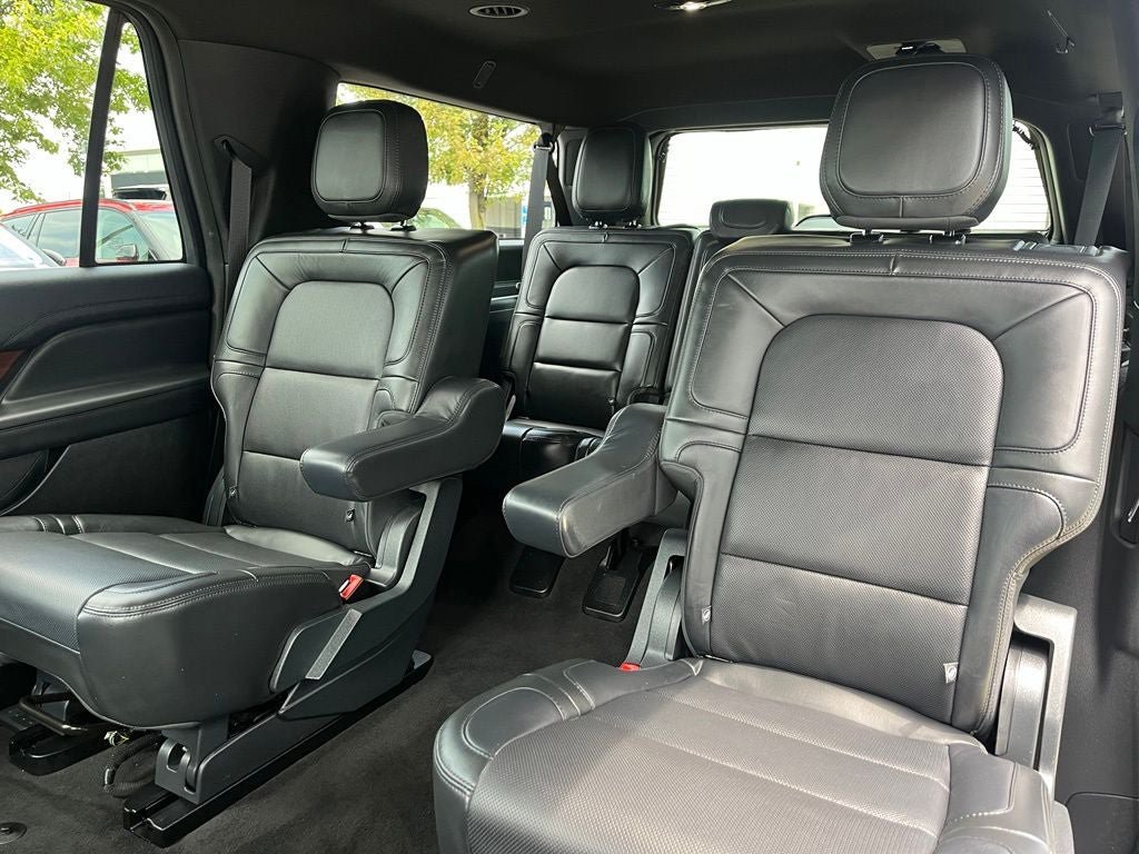 Certified 2023 Lincoln Navigator L Reserve AWD/4WD image 14