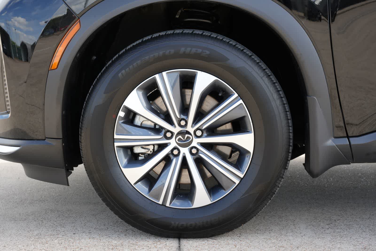 Certified 2027 INFINITI QX60 Pure w/ Cargo Package FWD image 24