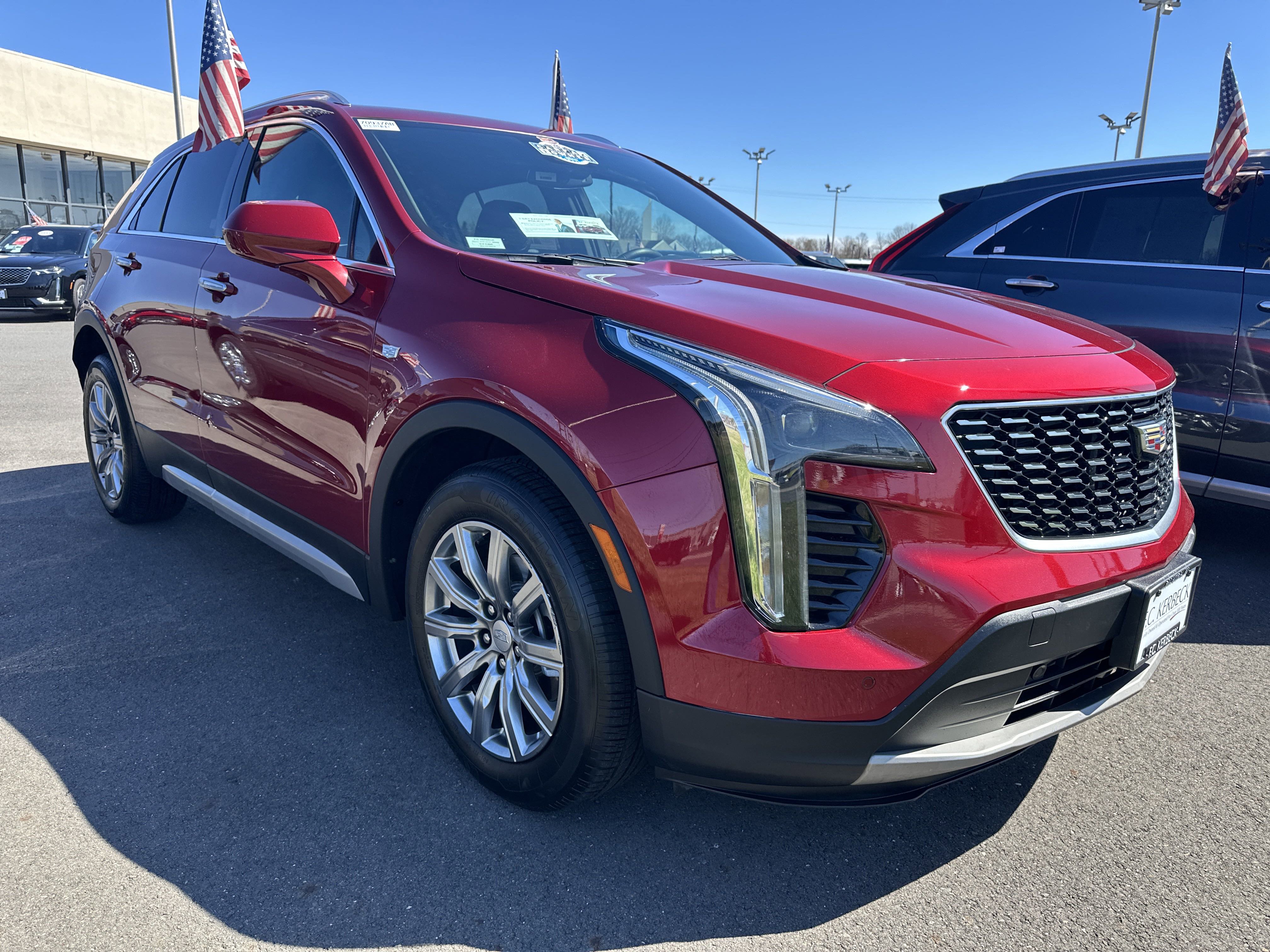 Used 2020 Cadillac XT4 Premium Luxury w/ Cold Weather Package image 4