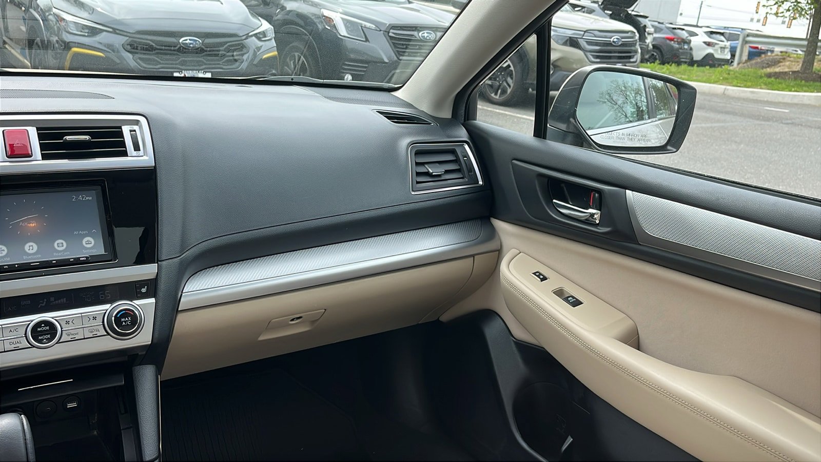 Used 2016 Subaru Legacy 2.5i Premium AWD/4WD image 23