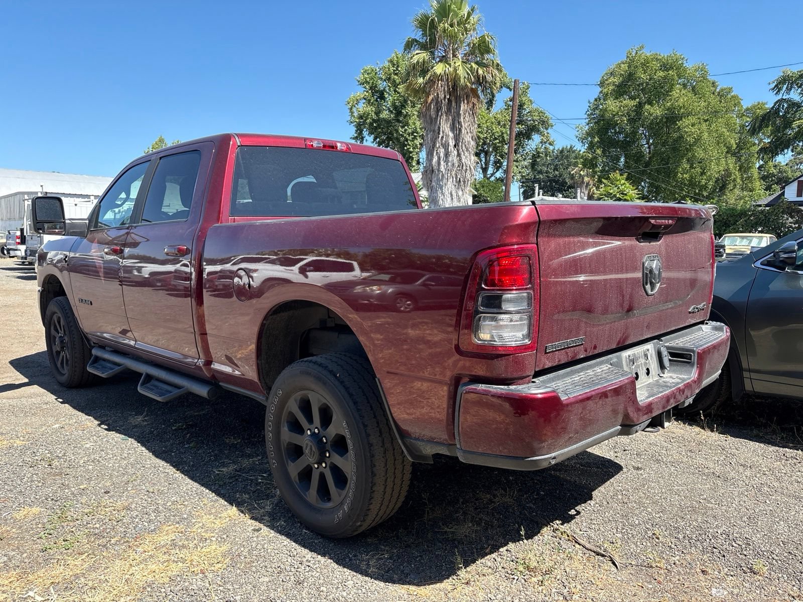 Used 2023 RAM 2500 Big Horn w/ Night Edition AWD/4WD image 3