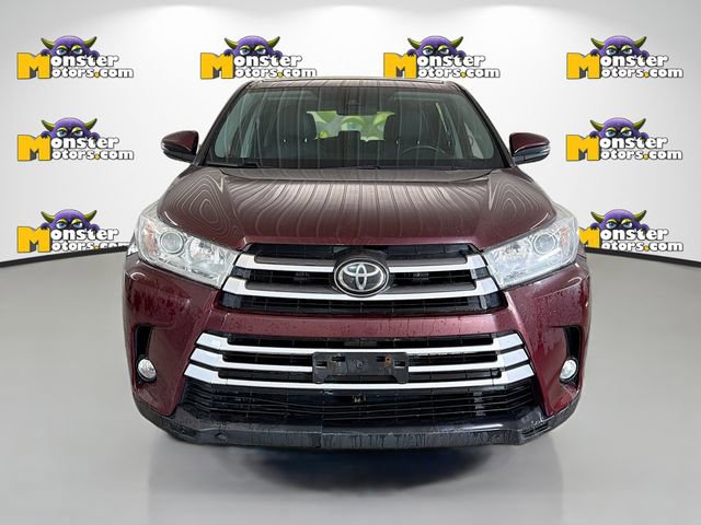 Used 2018 Toyota Highlander LE AWD/4WD image 2