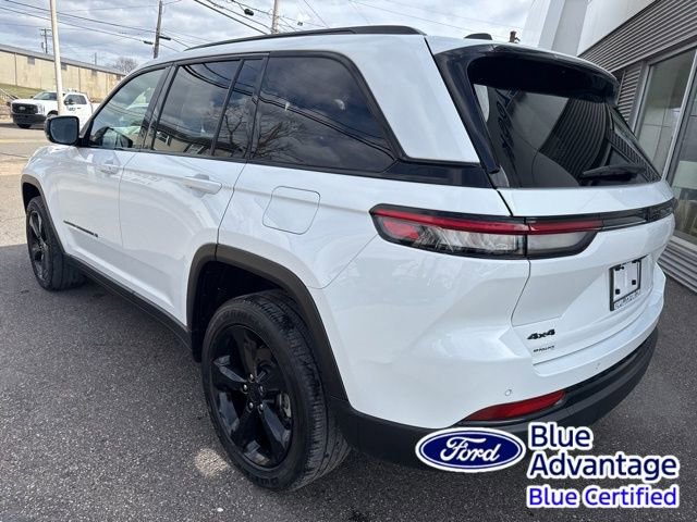 Used 2023 Jeep Grand Cherokee Altitude image 8