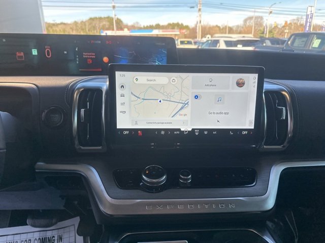 Used 2025 Ford Expedition Max Platinum w/ Driver's Package image 23