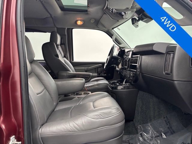 Used 2020 Chevrolet Express 2500 Extended w/ Enhanced Convenience Package RWD image 21