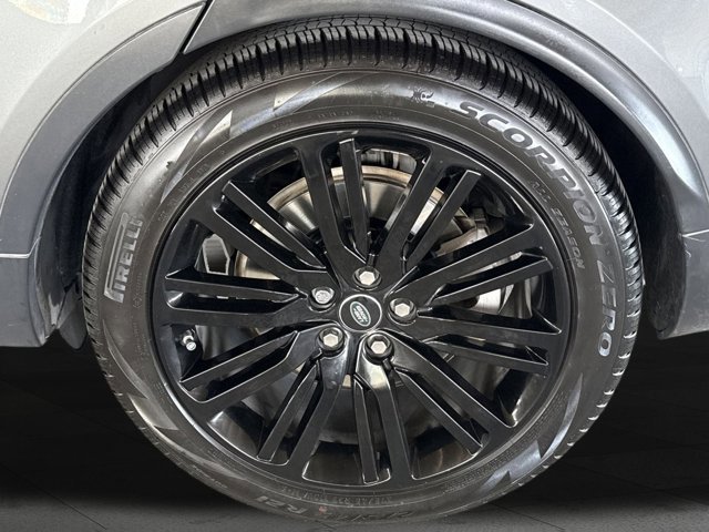 Used 2018 Land Rover Discovery HSE Luxury image 21