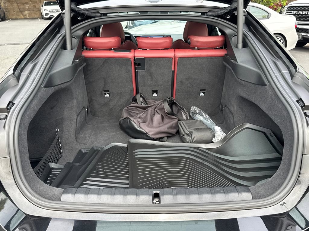 Used 2025 BMW i4 eDrive40 w/ Premium Package image 33