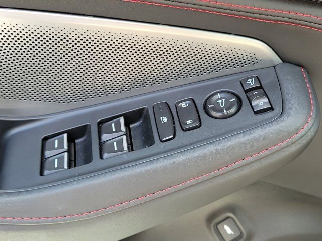 Used 2025 Acura MDX A-Spec image 18