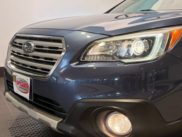 Used 2016 Subaru Outback 2.5i Limited AWD/4WD image 6