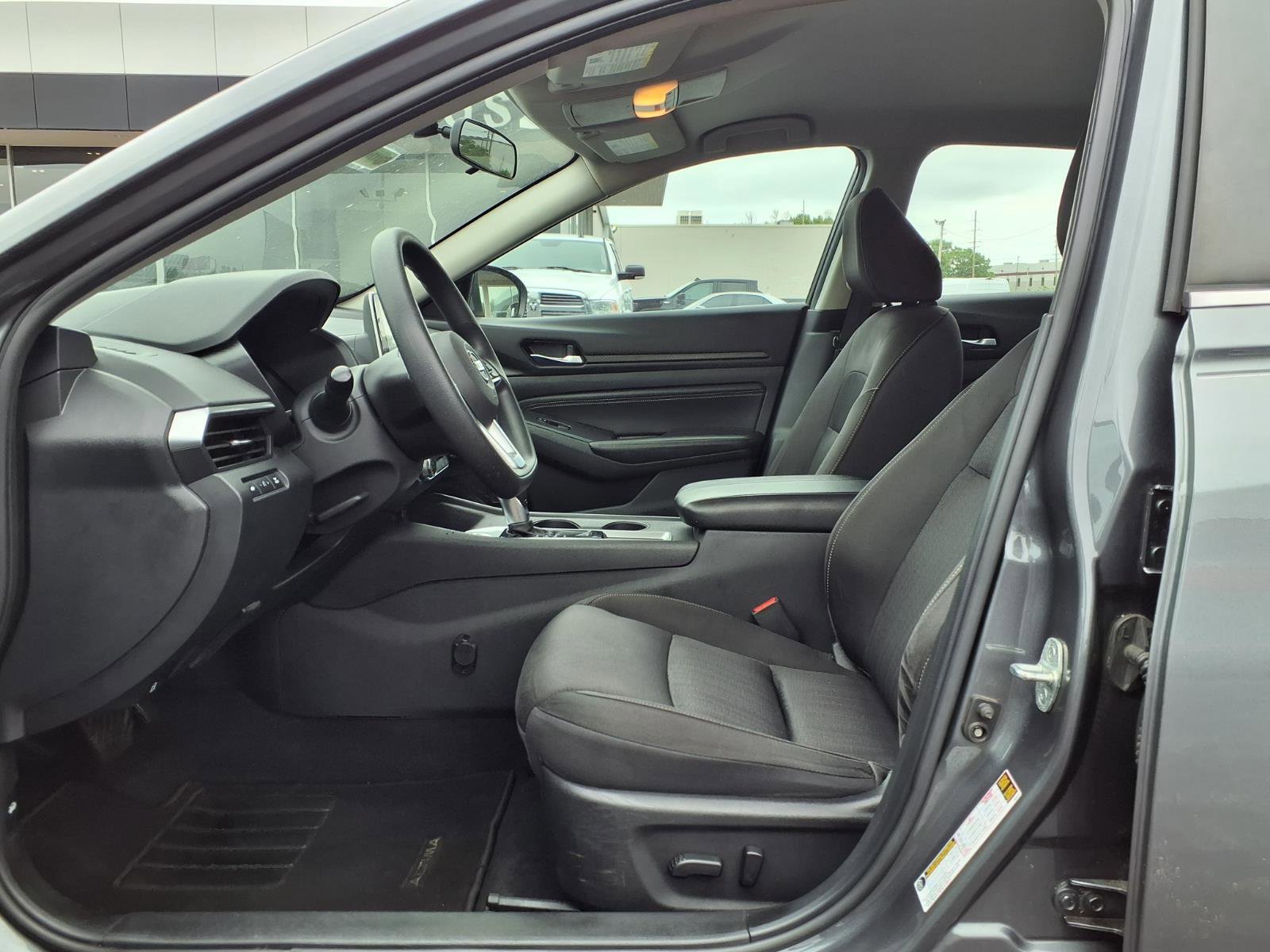 Used 2020 Nissan Altima 2.5 S AWD/4WD image 22