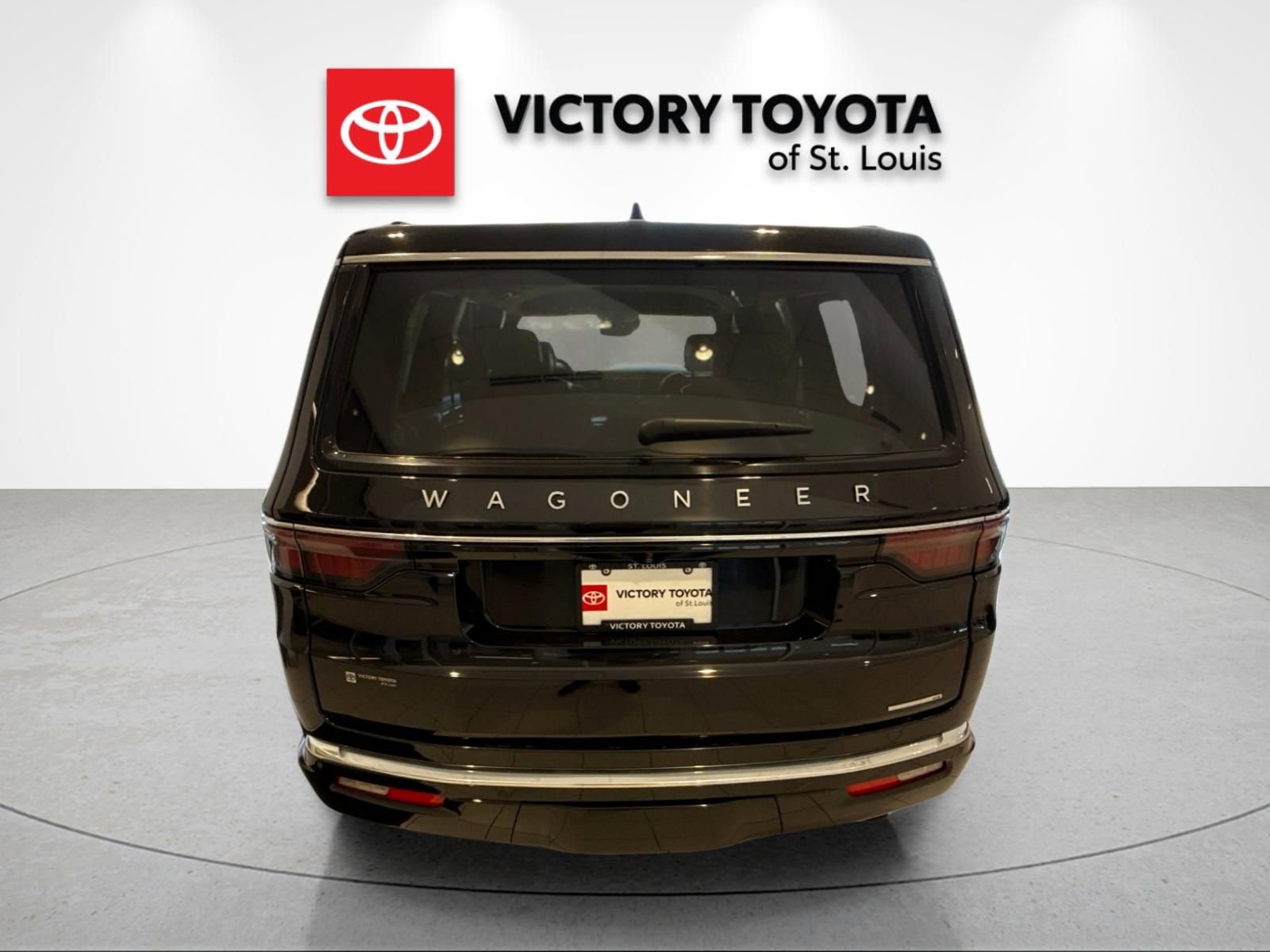Used 2024 Jeep Wagoneer Series III image 4
