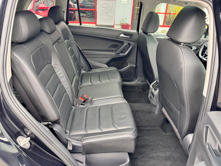 Used 2019 Volkswagen Tiguan SEL Premium image 19