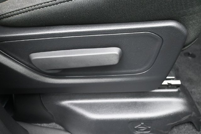New 2026 RAM 1500 Express AWD/4WD image 36