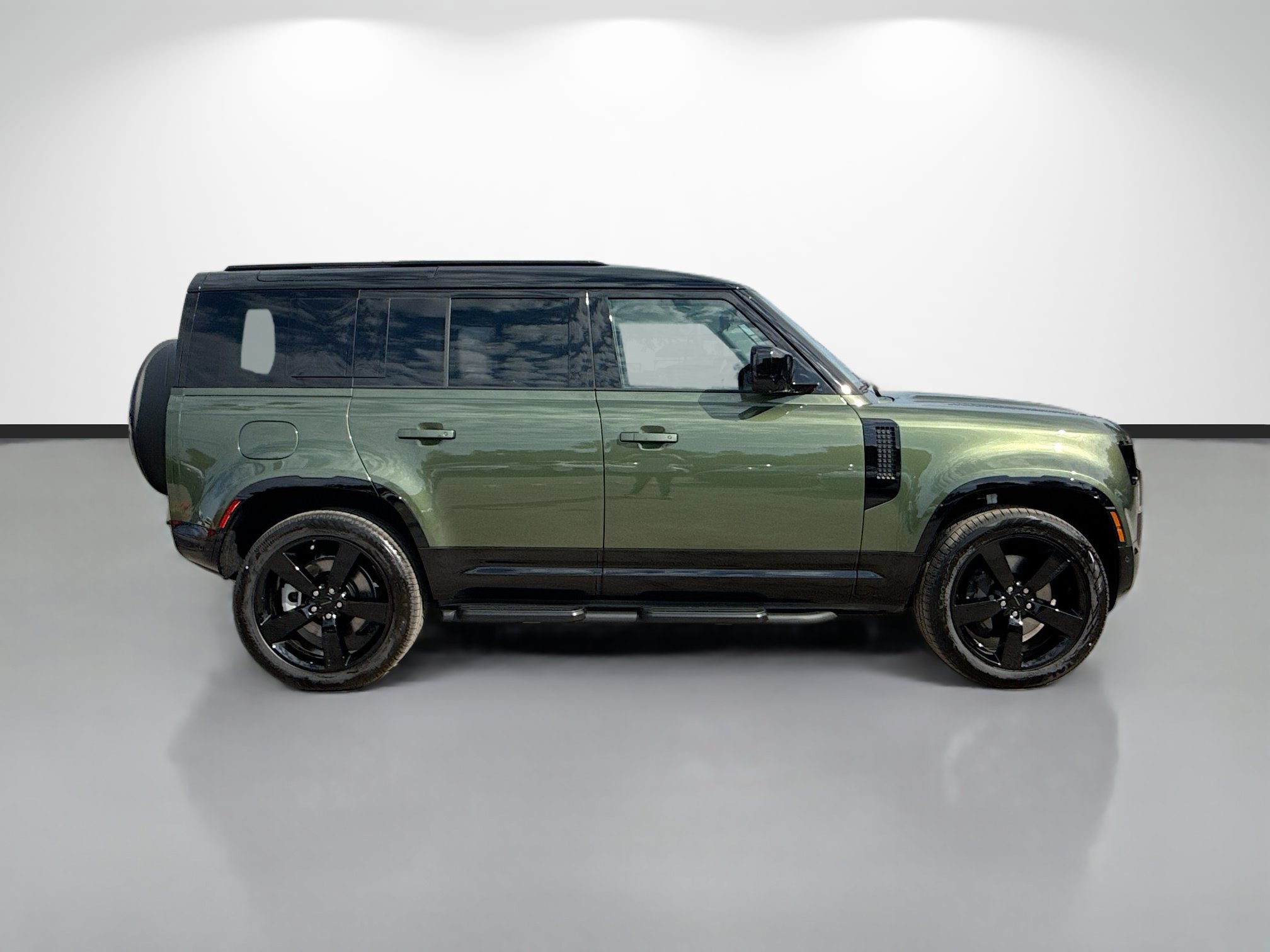 New 2026 Land Rover Defender 110 X-Dynamic SE AWD/4WD image 6