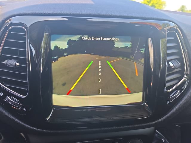 Used 2018 Jeep Compass Limited w/ Navigation Group AWD/4WD image 23