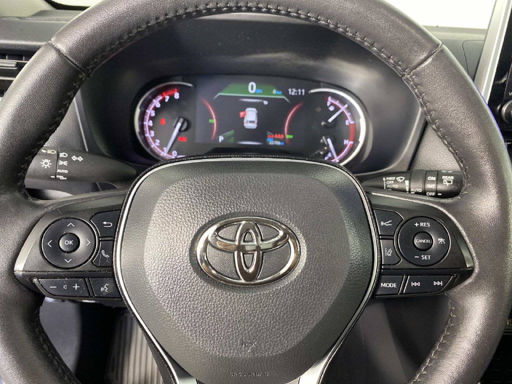 Used 2025 Toyota RAV4 XLE w/ Convenience Package AWD/4WD image 14