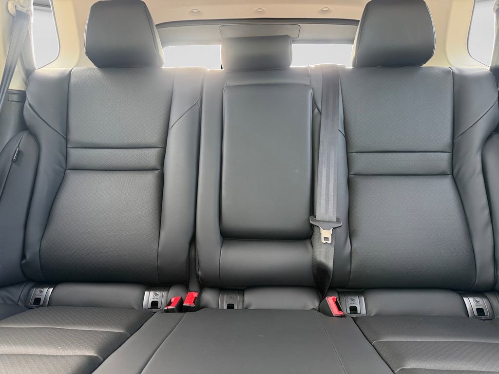 New 2026 Nissan Rogue Dark Armor AWD/4WD image 16