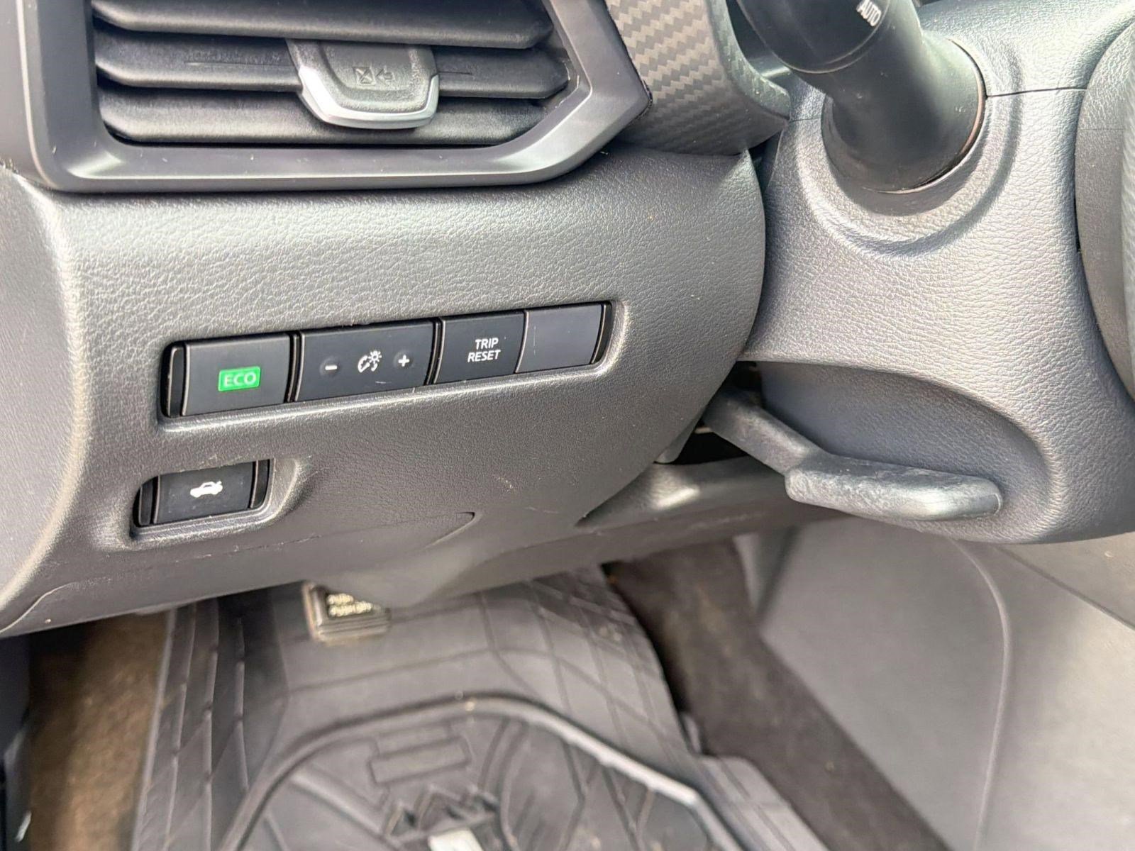 Used 2024 Nissan Sentra S FWD image 18