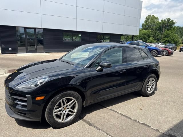 Used 2019 Porsche Macan AWD/4WD image 4
