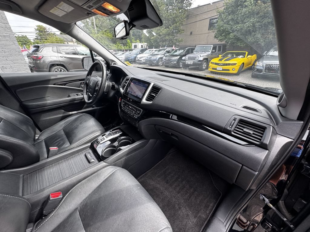Used 2016 Honda Pilot Touring image 21