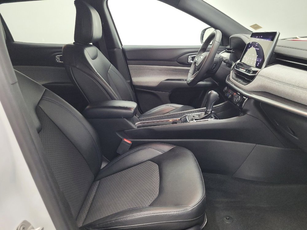 Used 2024 Jeep Compass Latitude image 21