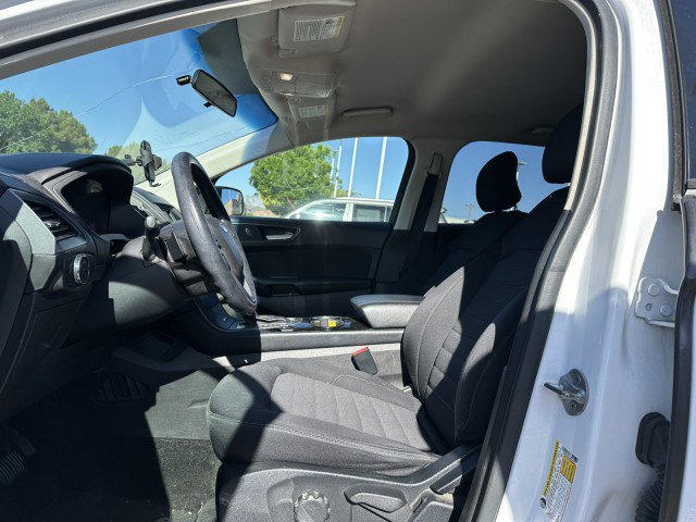 Used 2017 Ford Edge SE FWD image 11
