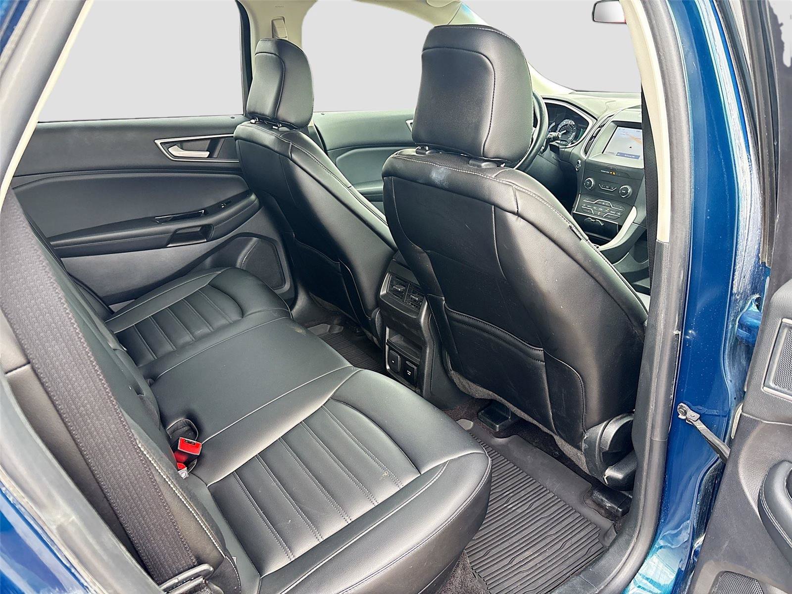 Used 2020 Ford Edge SEL w/ Convenience Package AWD/4WD image 33