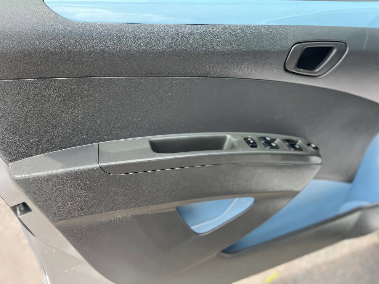 Used 2014 Chevrolet Spark LT image 8