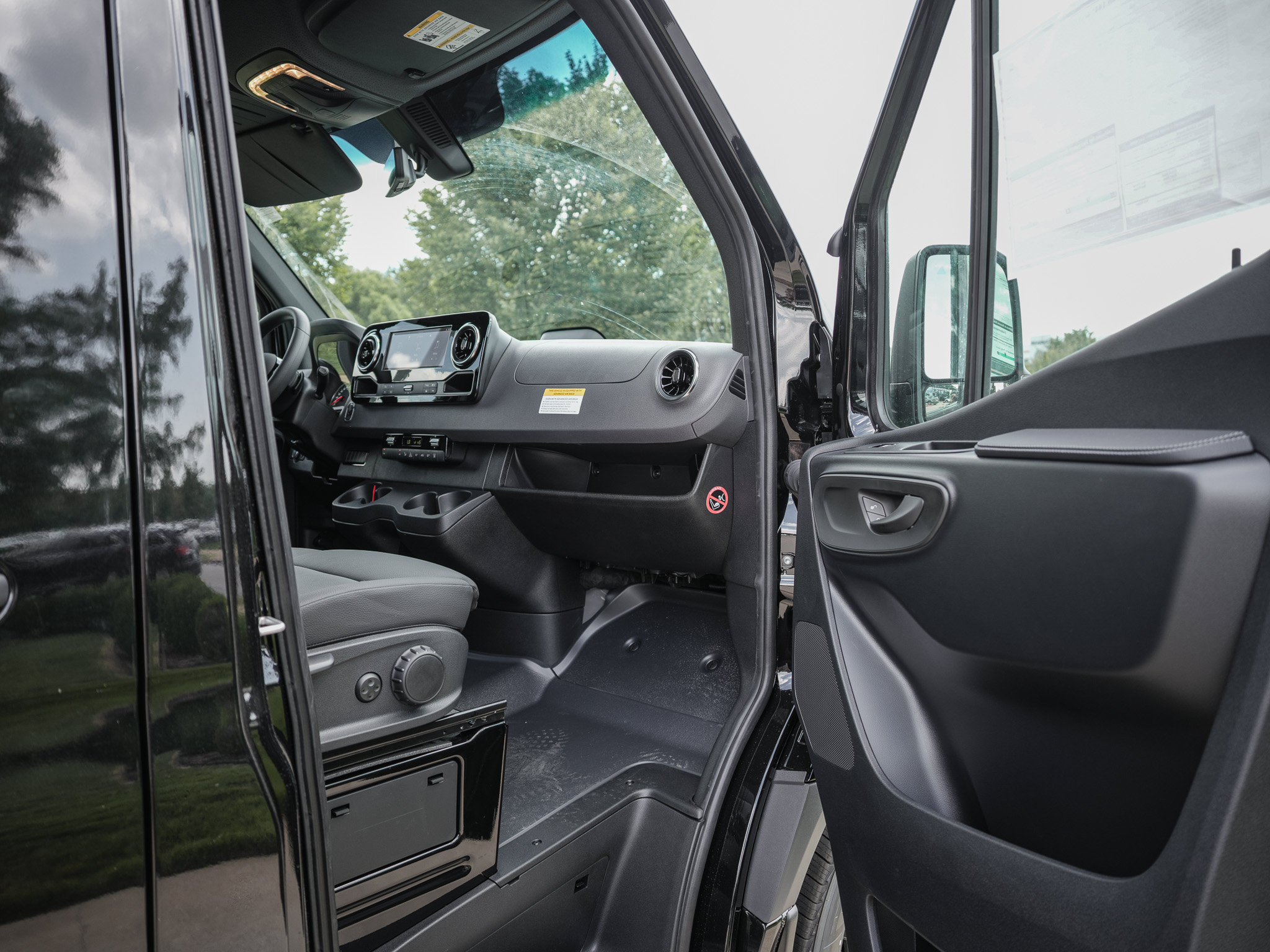 New 2026 Mercedes-Benz Sprinter 2500 image 29