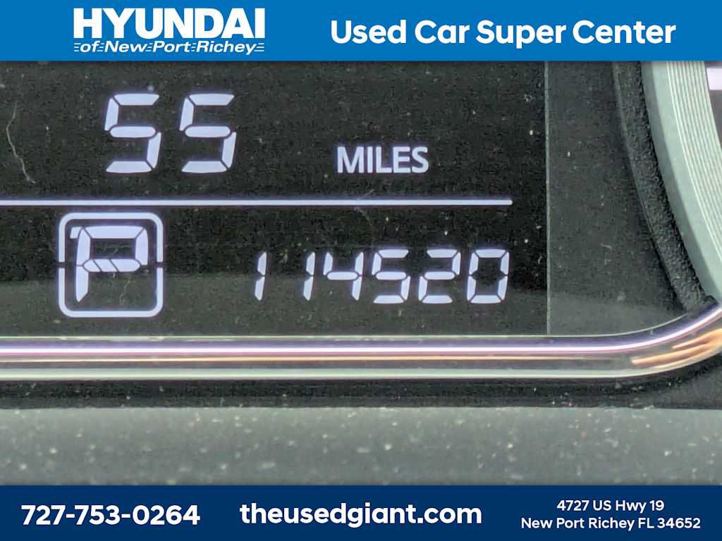 Used 2015 Nissan Sentra SV FWD image 28