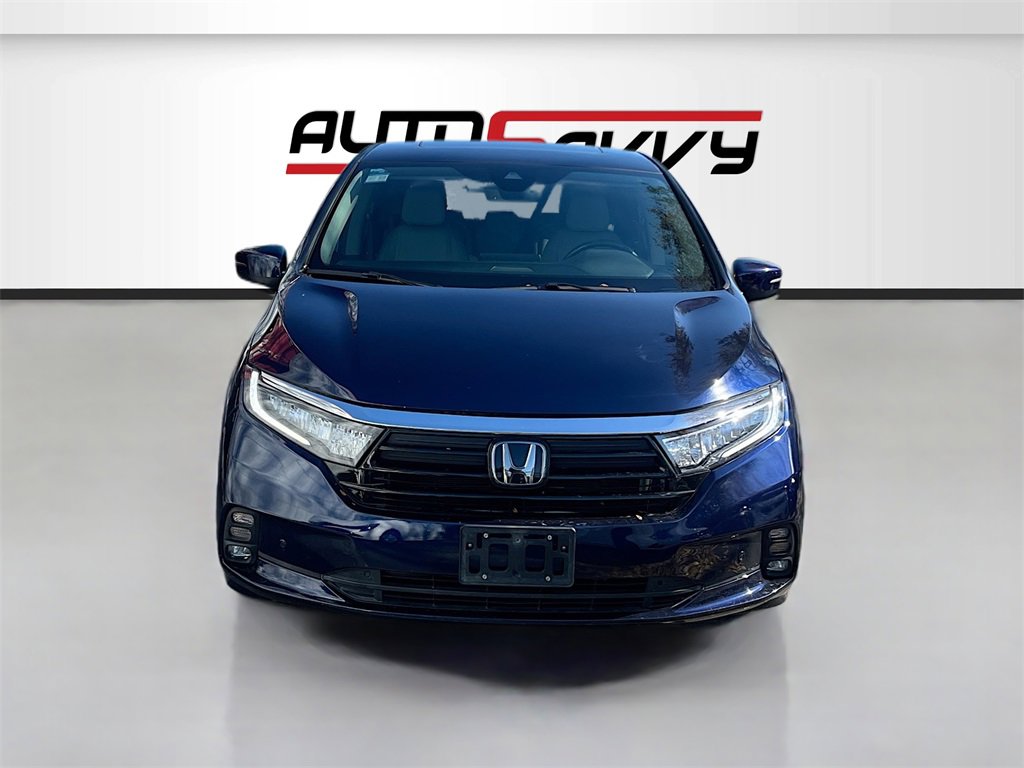 Used 2023 Honda Odyssey Touring image 2