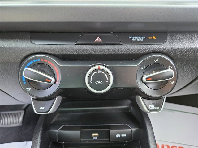 Used 2023 Kia Rio LX image 22
